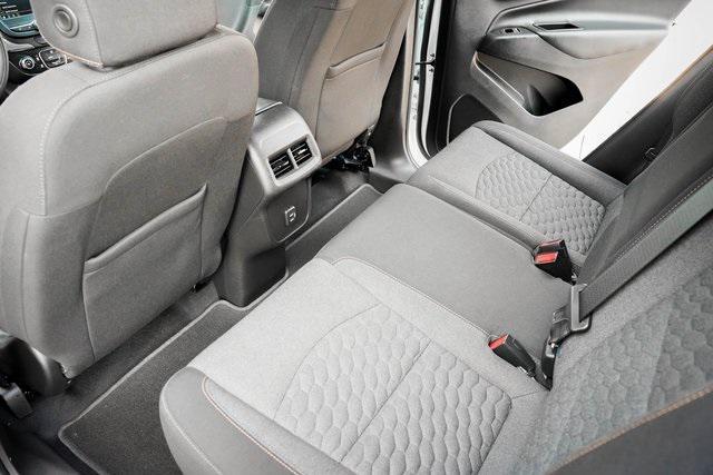 Photo of 2021 Summit White Chevrolet Equinox