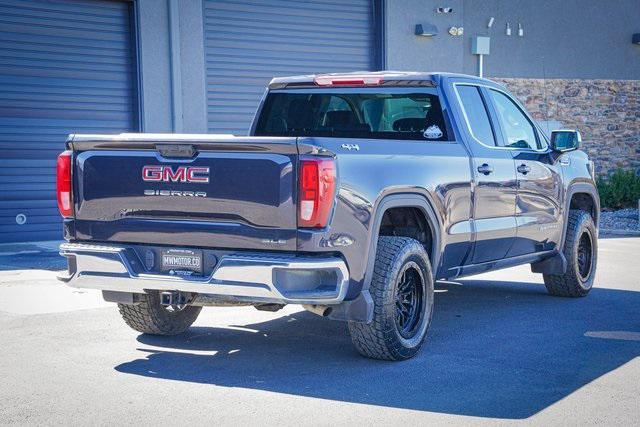 Photo of 2023 Onyx Black GMC Sierra 1500