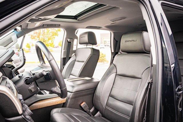 Photo of 2018 Onyx Black GMC Yukon