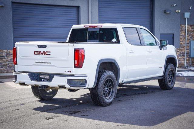 Photo of 2023 Summit White GMC Sierra 1500