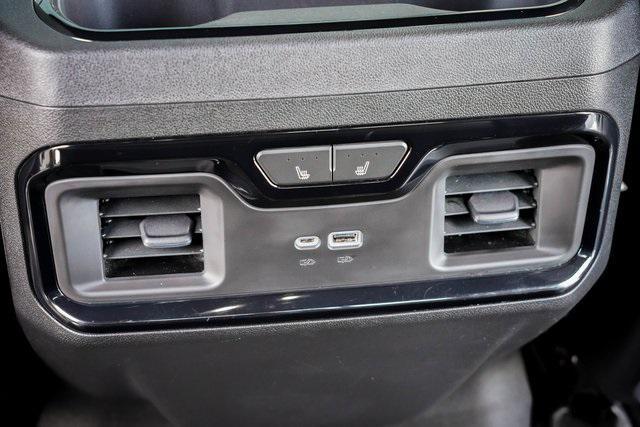 Photo of 2023 Summit White GMC Sierra 1500