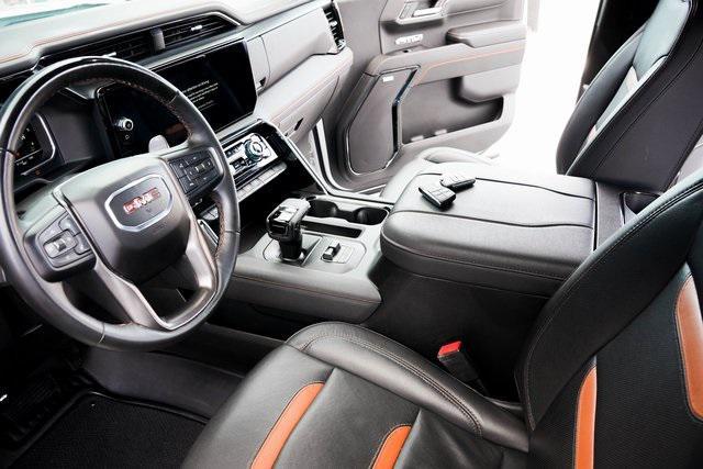 Photo of 2023 Summit White GMC Sierra 1500