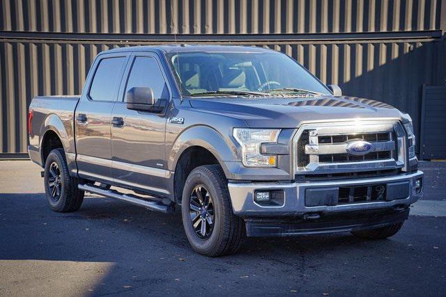 Photo of 2017 Magnetic Metallic Ford F-150