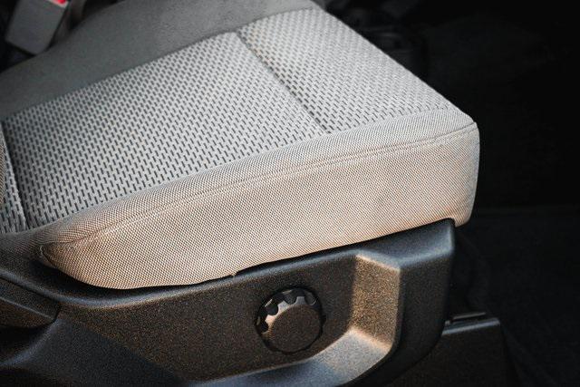 Photo of 2017 Magnetic Metallic Ford F-150