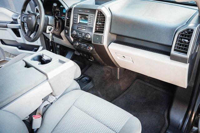 Photo of 2017 Magnetic Metallic Ford F-150