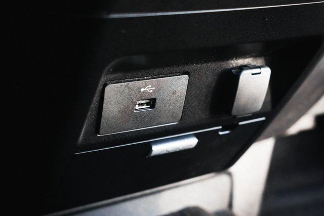 Photo of 2017 Magnetic Metallic Ford F-150