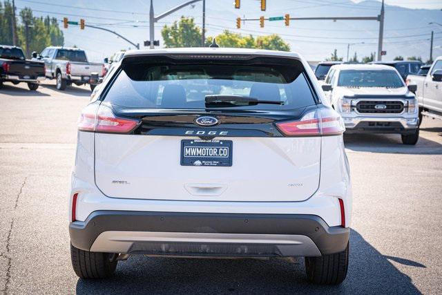 Photo of 2024 Oxford White Ford Edge