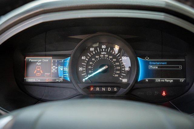 Photo of 2024 Oxford White Ford Edge