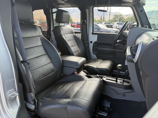 Photo of 2008 Bright Silver Metallic Clearcoat Jeep Wrangler
