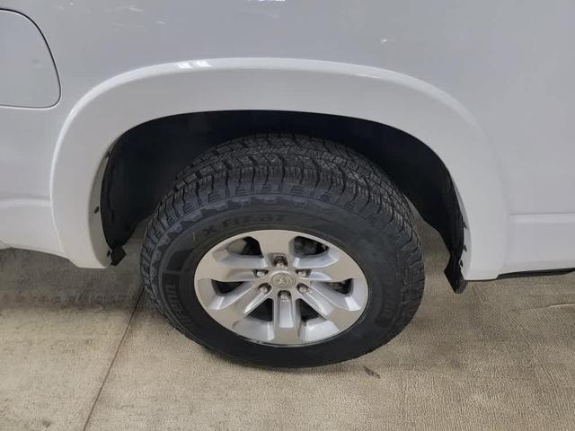 Photo of 2022 Bright White Clearcoat RAM 1500