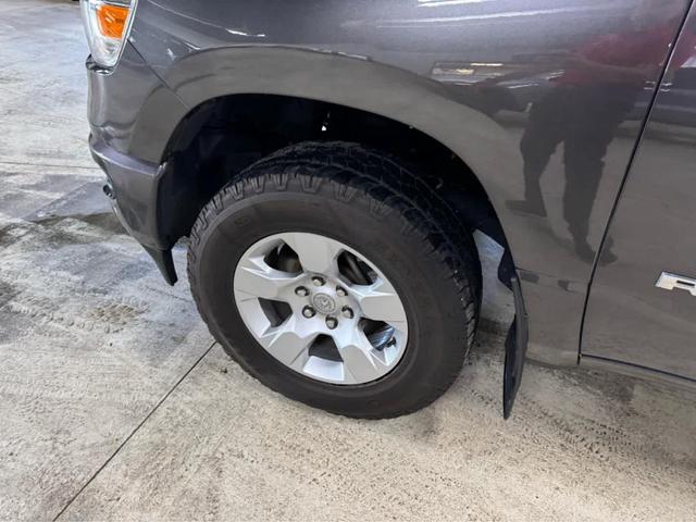 Photo of 2020 Granite Crystal Clearcoat Metallic RAM 1500