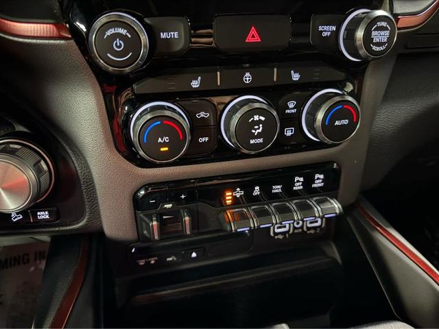 Photo of 2019 Granite Crystal Clearcoat Metallic RAM 1500