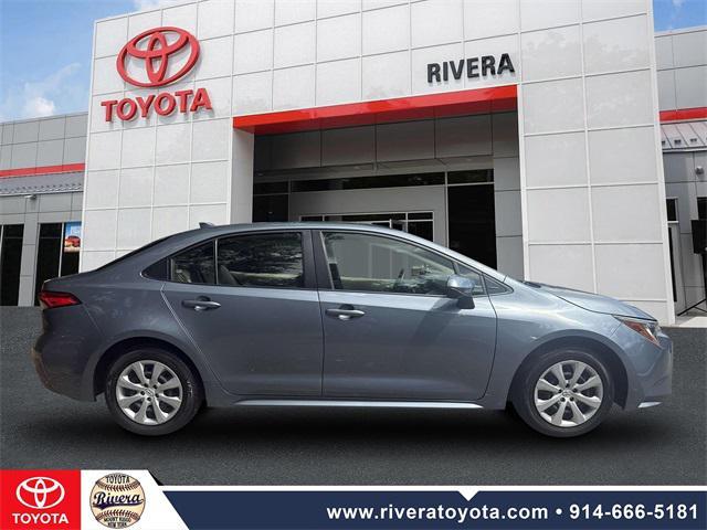 Photo of 2022 Celestite Toyota Corolla