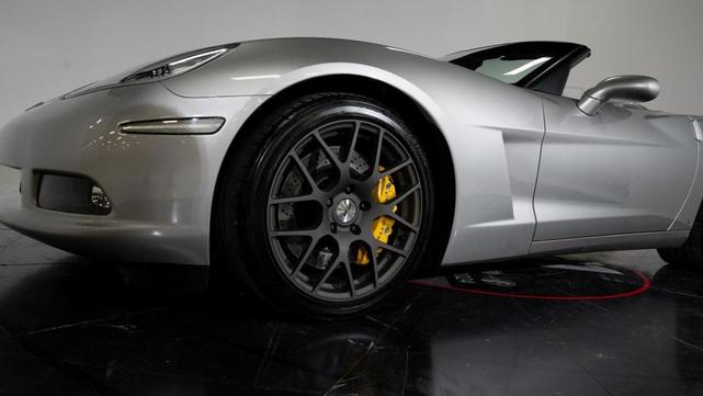 Photo of 2006 Machine Silver Metallic Chevrolet Corvette