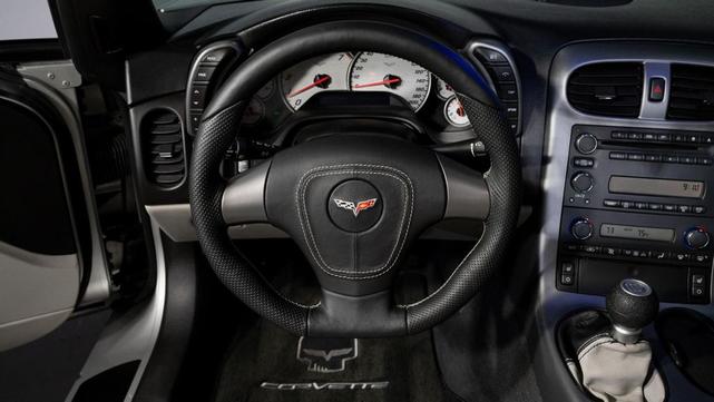 Photo of 2006 Machine Silver Metallic Chevrolet Corvette