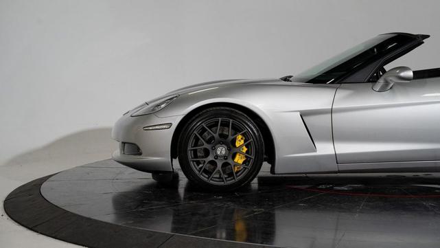 Photo of 2006 Machine Silver Metallic Chevrolet Corvette