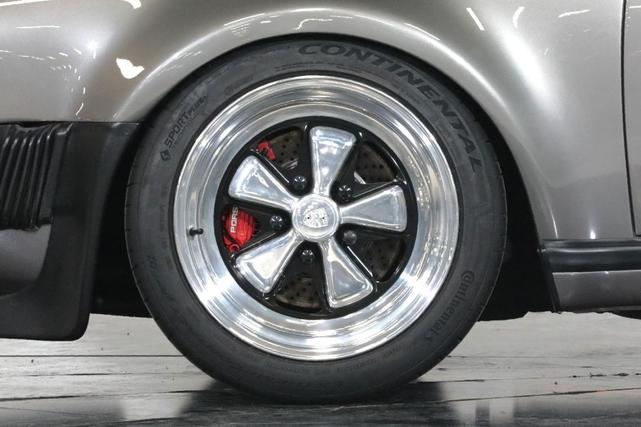 Photo of 1985 Meteor Grey Metallic Porsche 911