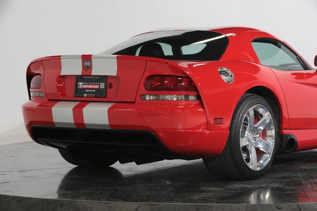 Photo of 2006 Viper Red Dodge Viper