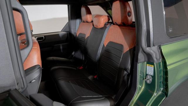 Photo of 2022 Eruption Green Metallic Ford Bronco