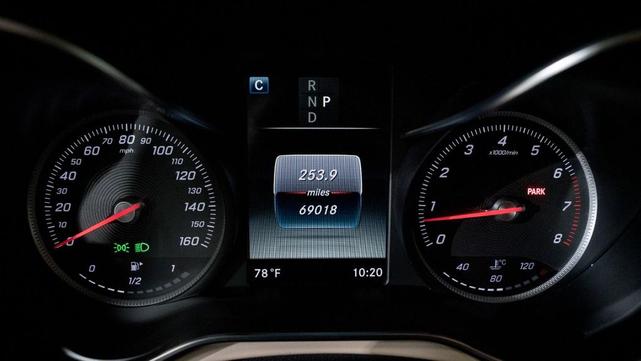 Photo of 2017 Polar White Mercedes-Benz GLC 300
