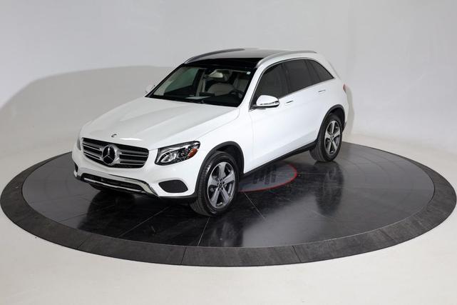 Photo of 2017 Polar White Mercedes-Benz GLC 300