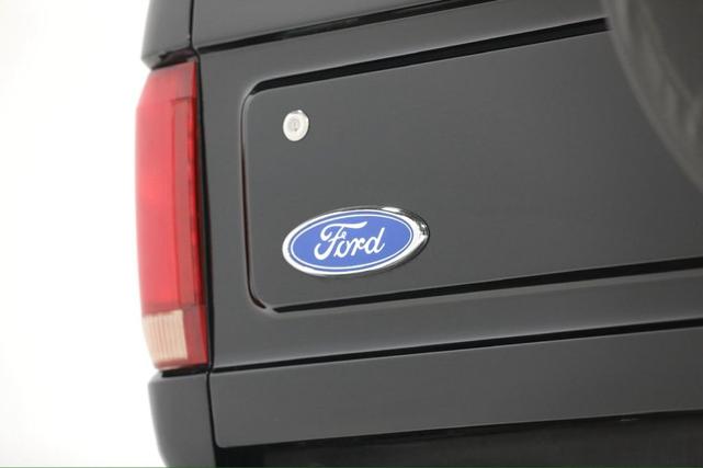 Photo of 1992 Black Ford Bronco