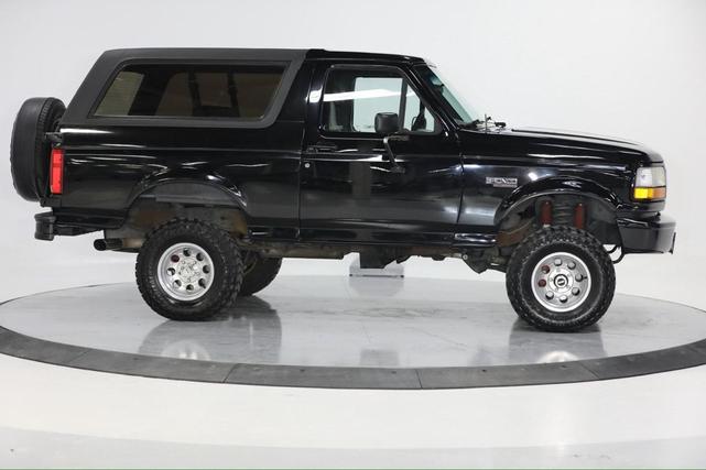 Photo of 1992 Black Ford Bronco