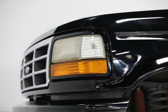 Photo of 1992 Black Ford Bronco