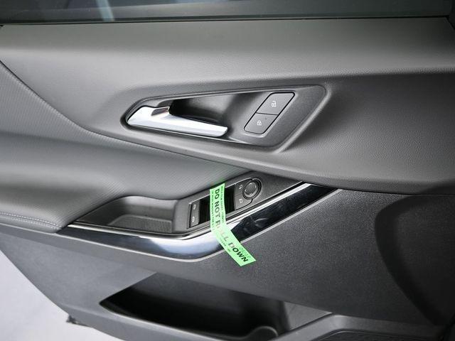Photo of 2026 Mosaic Black Metallic Chevrolet Equinox