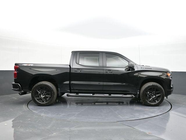 Photo of 2025 Black Chevrolet Silverado 1500