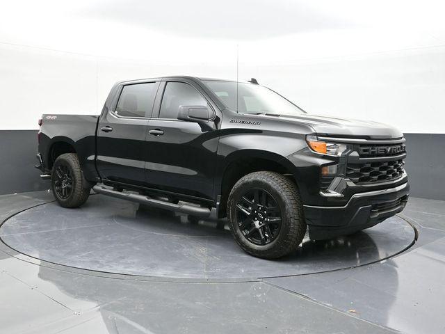 Photo of 2025 Black Chevrolet Silverado 1500