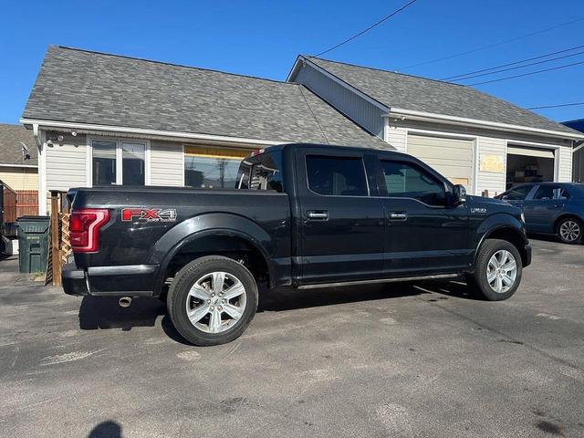 Photo of 2015 Tuxedo Black Metallic Ford F-150