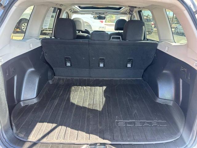 Photo of 2017 Ice Silver Metallic Subaru Forester
