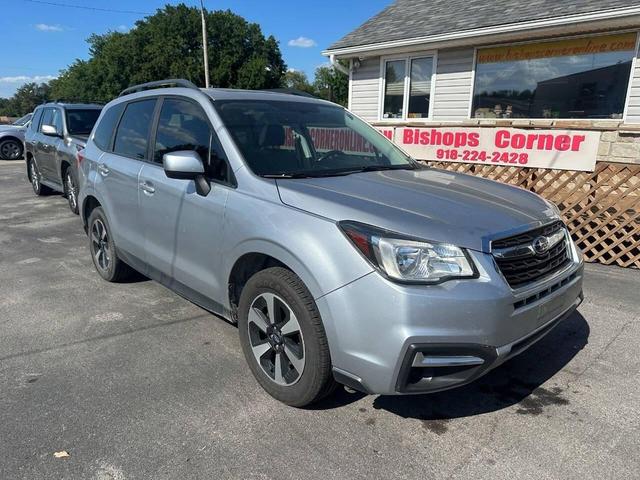 Photo of 2017 Ice Silver Metallic Subaru Forester