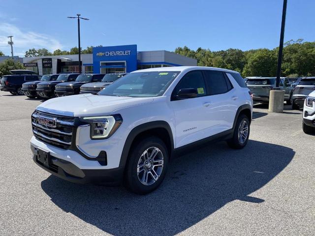 Photo of 2026 Summit White GMC Terrain
