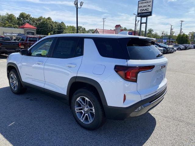 Photo of 2026 Summit White GMC Terrain