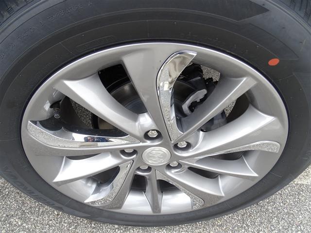 Photo of 2023 Black Metallic Buick Encore GX