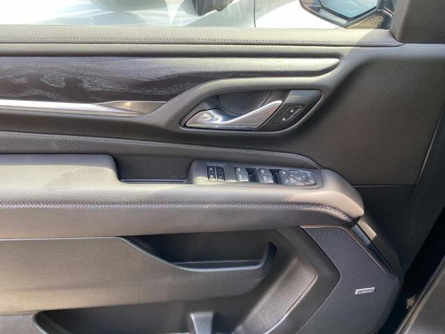 Photo of 2024 Onyx Black GMC Yukon XL