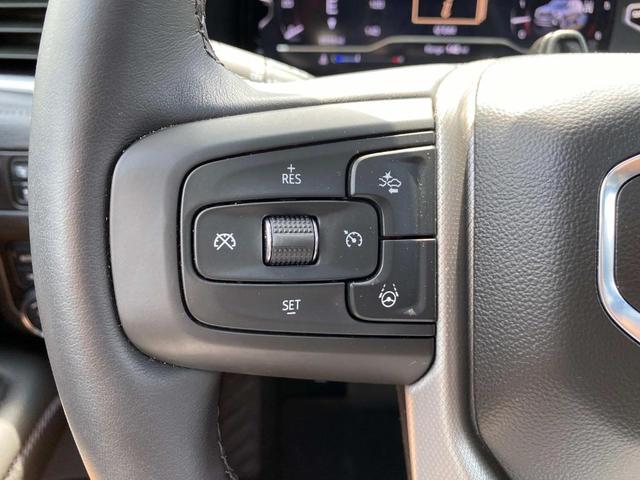 Photo of 2024 Onyx Black GMC Yukon XL