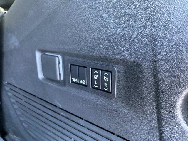 Photo of 2022 Onyx Black GMC Yukon