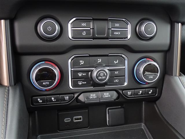Photo of 2023 White Chevrolet Tahoe