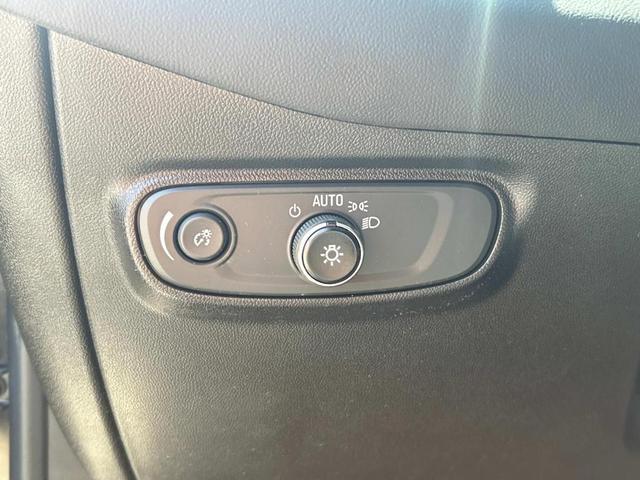 Photo of 2022 Black Chevrolet Equinox