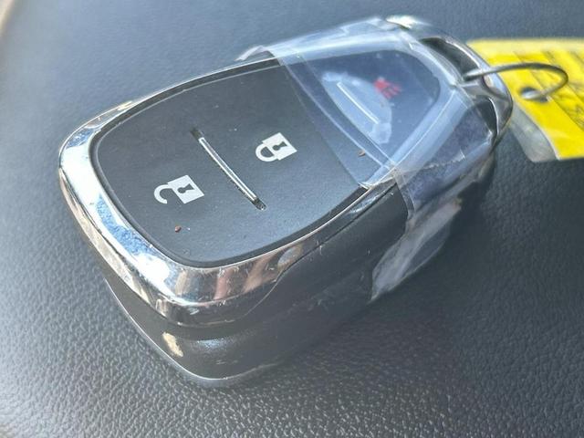 Photo of 2022 Black Chevrolet Equinox