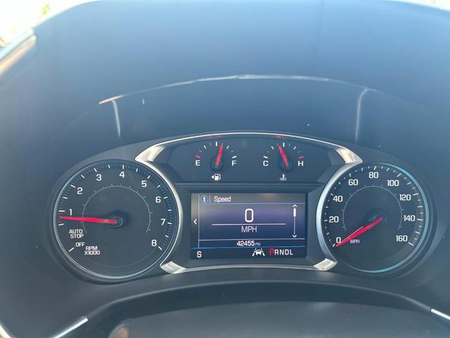 Photo of 2022 Black Chevrolet Equinox