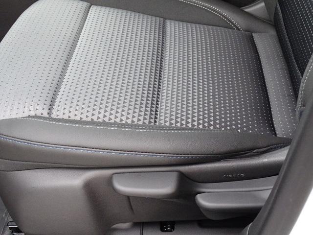 Photo of 2025 White Chevrolet Trax