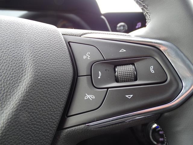 Photo of 2025 White Chevrolet Trax
