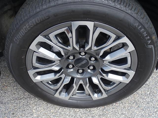 Photo of 2023 Black GMC Yukon XL