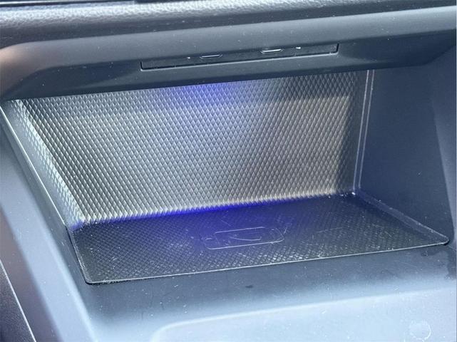 Photo of 2022 Lapiz Blue Metallic Volkswagen Golf R