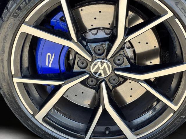 Photo of 2022 Lapiz Blue Metallic Volkswagen Golf R