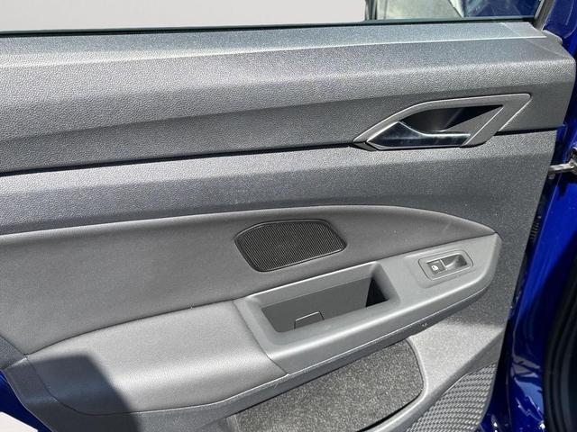 Photo of 2022 Lapiz Blue Metallic Volkswagen Golf R